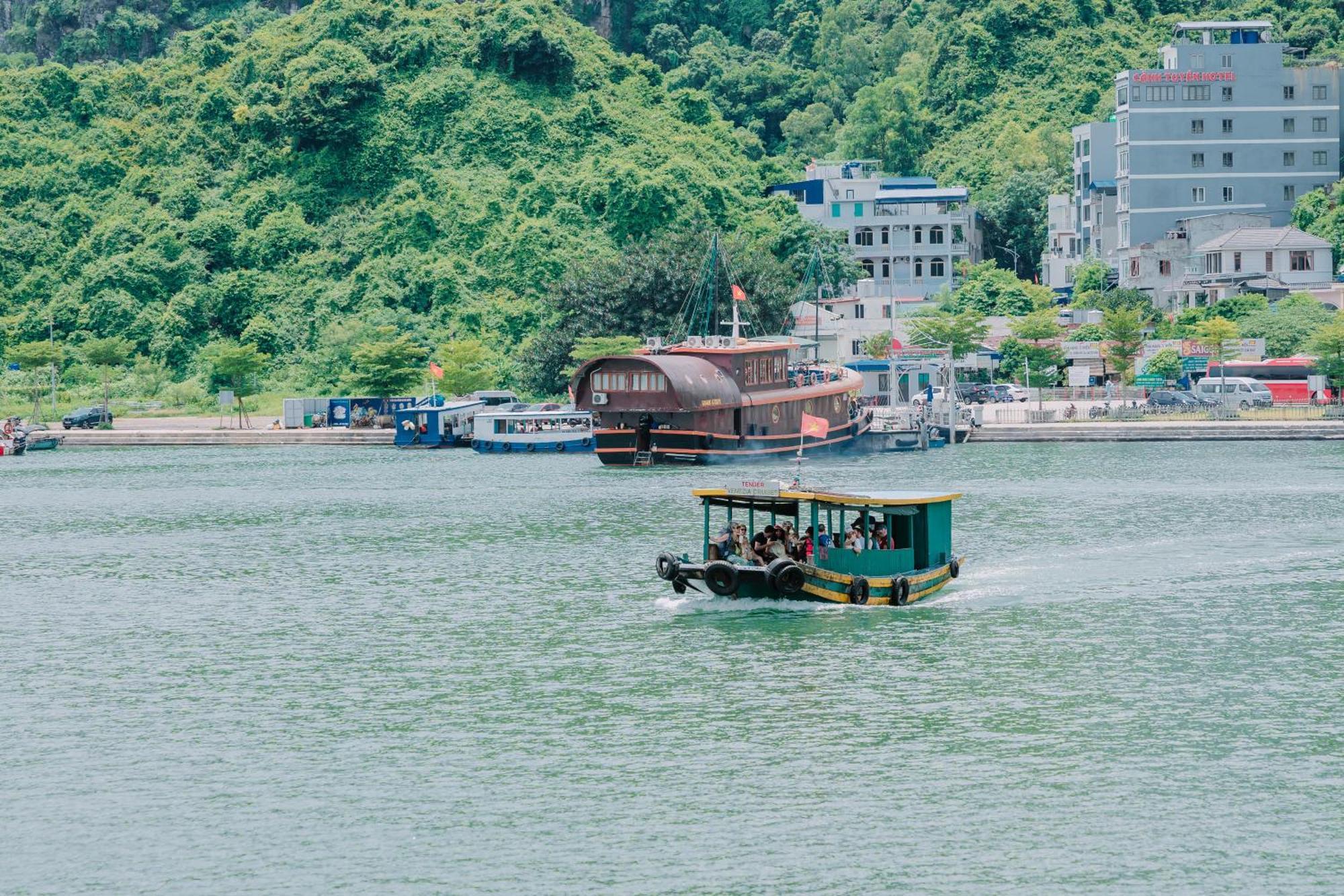 Hotel Venezia Cruises Hạ Long Exterior foto